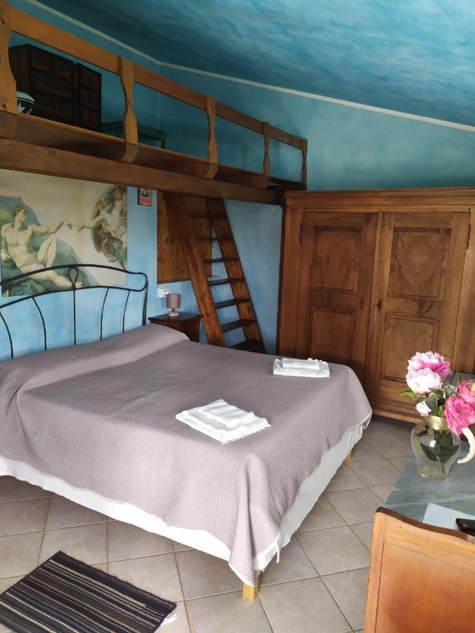 Bed and Breakfast Da Teresa San Teodoro  Exterior foto
